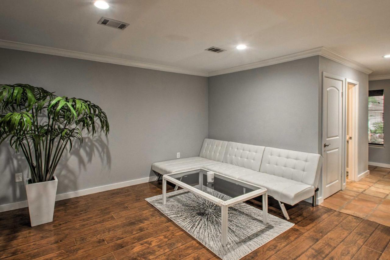 2-Story Pensacola Home With Game Room And Private Yard エクステリア 写真