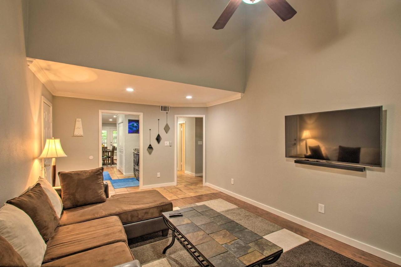 2-Story Pensacola Home With Game Room And Private Yard エクステリア 写真