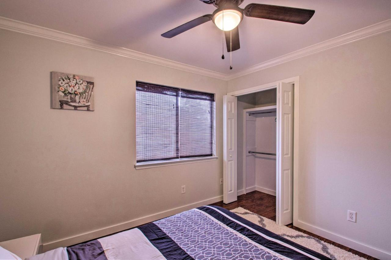 2-Story Pensacola Home With Game Room And Private Yard エクステリア 写真